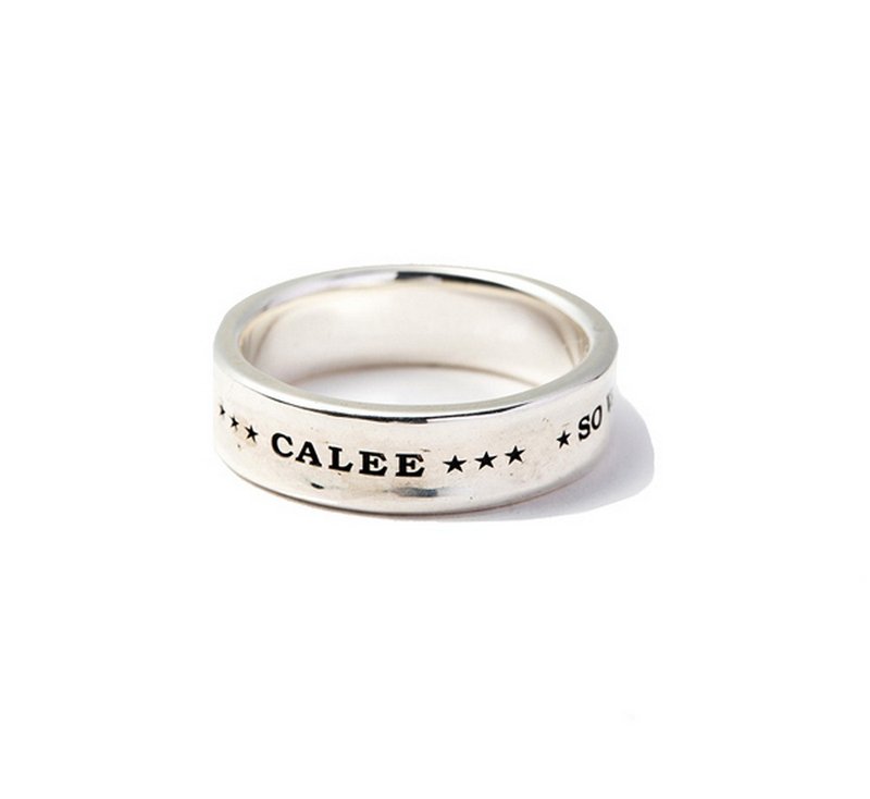 Calee Round Plane Silver Ring 品牌標語簡約純銀戒指 - 戒指 - 其他材質 多色