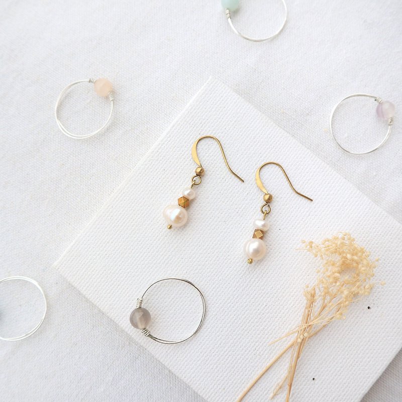 Freshwater Pearl Brass Draped Series - Changeable clips on Sunday night - Earrings & Clip-ons - Pearl White