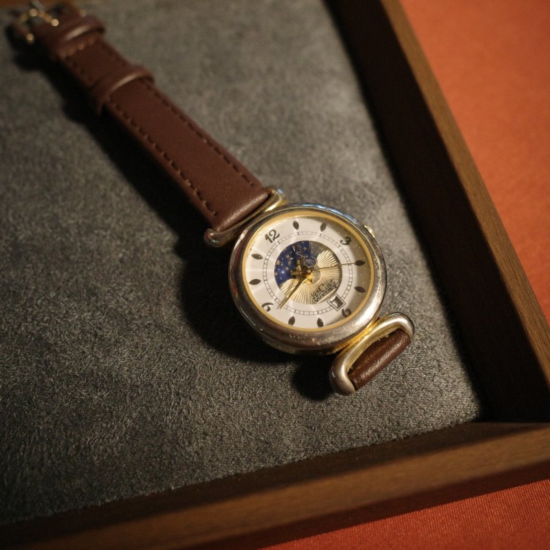 Junction Moonphase 石英稜鏡錶面月相手錶 - 對錶/情侶錶 - 其他金屬 白色