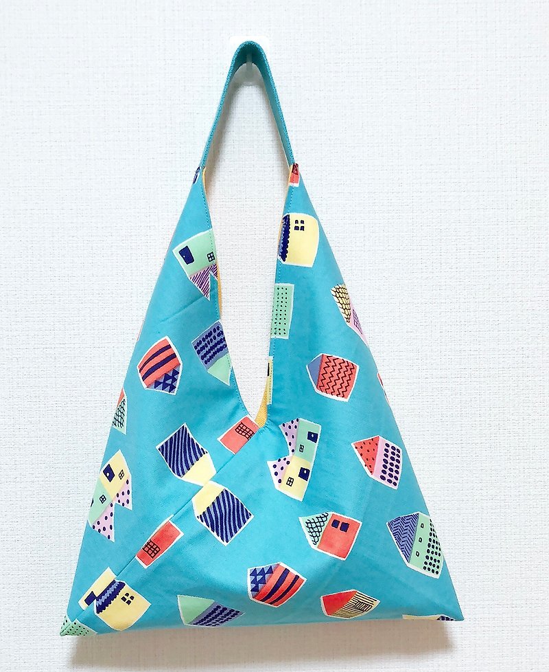2019 spring color dumpling-shaped handbag / imported fabric Nordic pattern-color house - กระเป๋าถือ - ผ้าฝ้าย/ผ้าลินิน สีน้ำเงิน