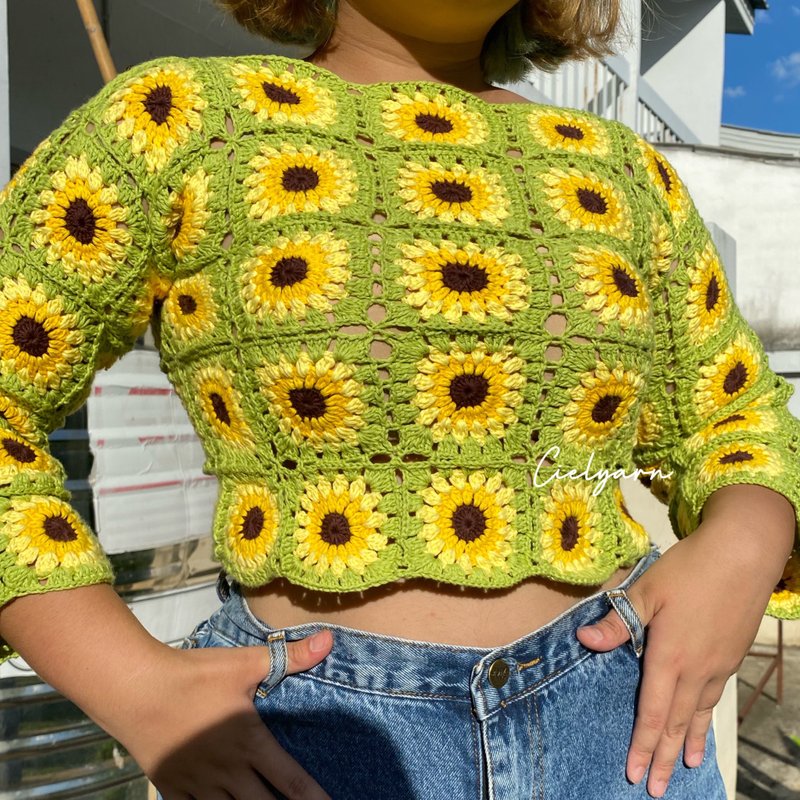 Sunflower crochet long sleeve crop top - 女上衣/長袖上衣 - 其他材質 