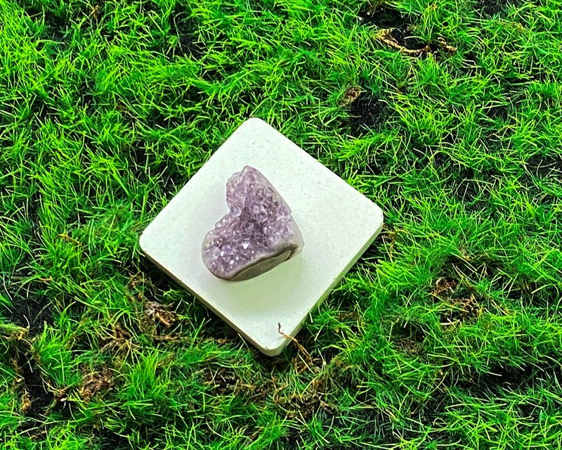 天然原礦可愛小紫晶愛心 療癒 開運 淨化 原礦 增智慧 擺件 - 擺飾/家飾品 - 水晶 紫色