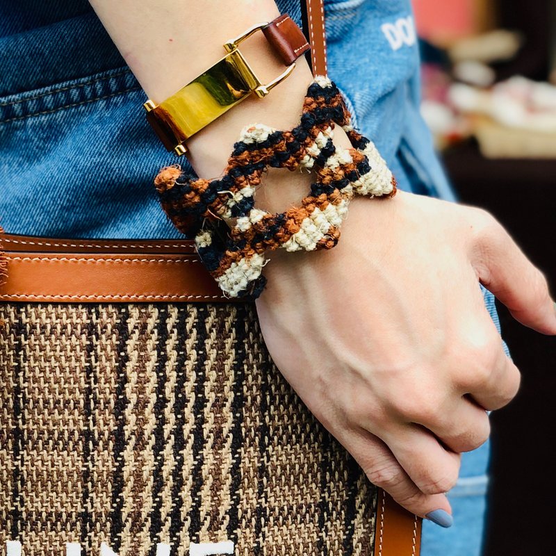 Busy Fingers woven geometric big bracelet - Bracelets - Cotton & Hemp Brown