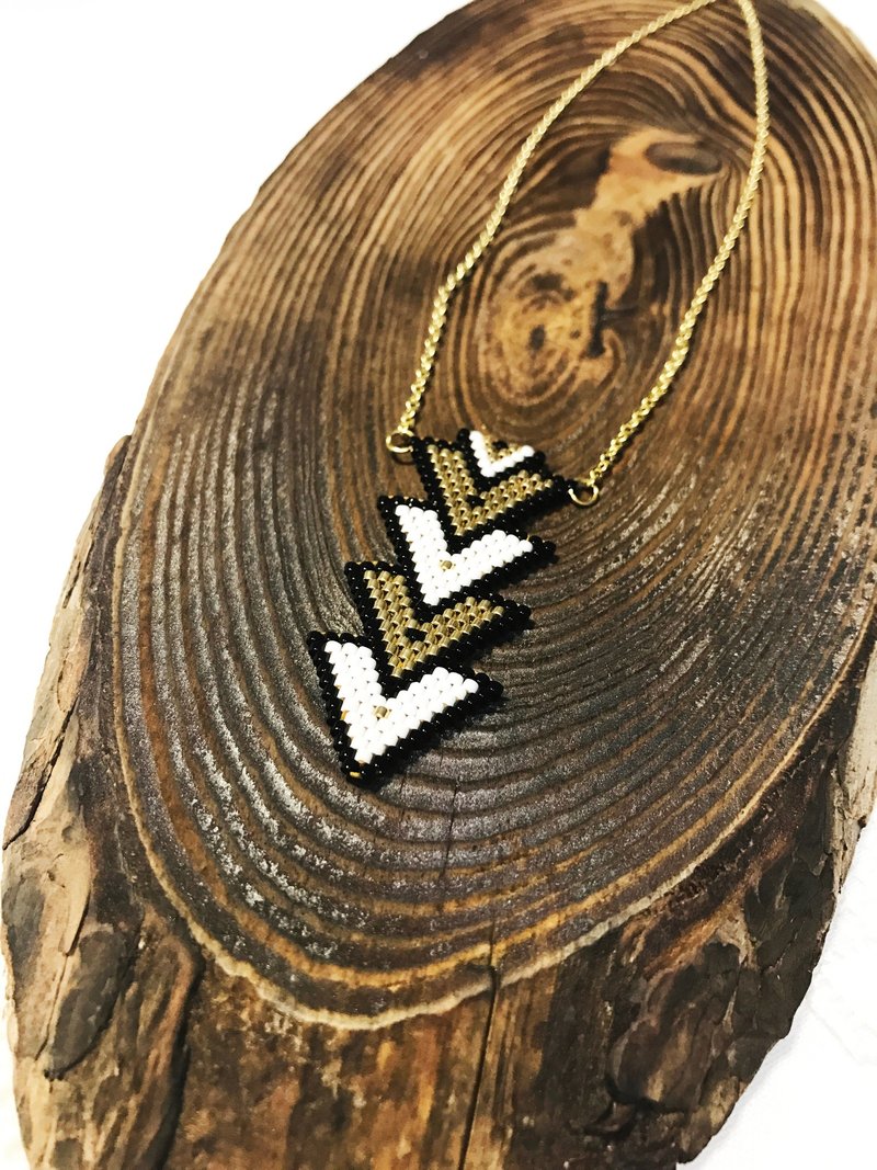 幾何系列 : V 形頸鏈 V Shape Necklace (N1701JS) - 頸鏈 - 其他材質 金色