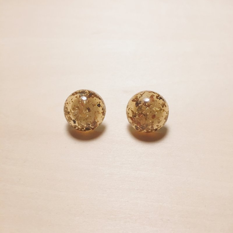 復古琥珀金箔丸子耳環 - 耳環/耳夾 - 樹脂 橘色