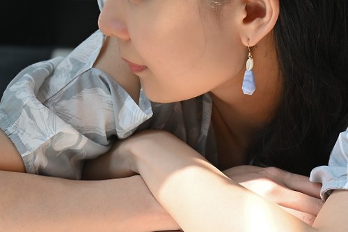 JIEGEM 姊的珠寶 水滴藍紋瑪瑙純銀耳環 / JIEGEM 姊的珠寶
