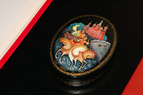 WhiteNight St Petersburg lacquer box Russia Three horses art Christmas Gift Wrapping