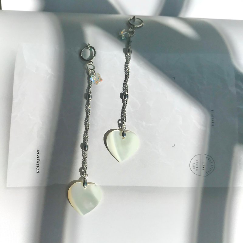 Heart-to-heart shell piece tassel clip-on earrings wisher - Earrings & Clip-ons - Other Metals Silver