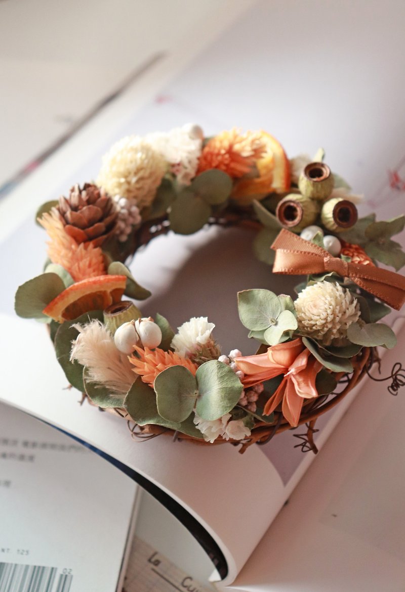 - Four Seasons - Small dried flower wreaths (four styles), home decorations, wedding favors, exchange gifts - ช่อดอกไม้แห้ง - พืช/ดอกไม้ หลากหลายสี