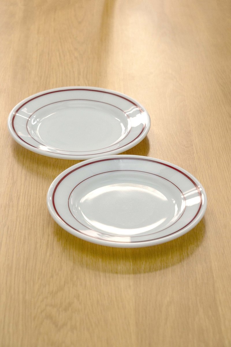 美國製PYREX 22.5公分康寧玻璃餐盤 一組2件 中古品 台灣免運 - 盤子/餐盤/盤架 - 琉璃 白色