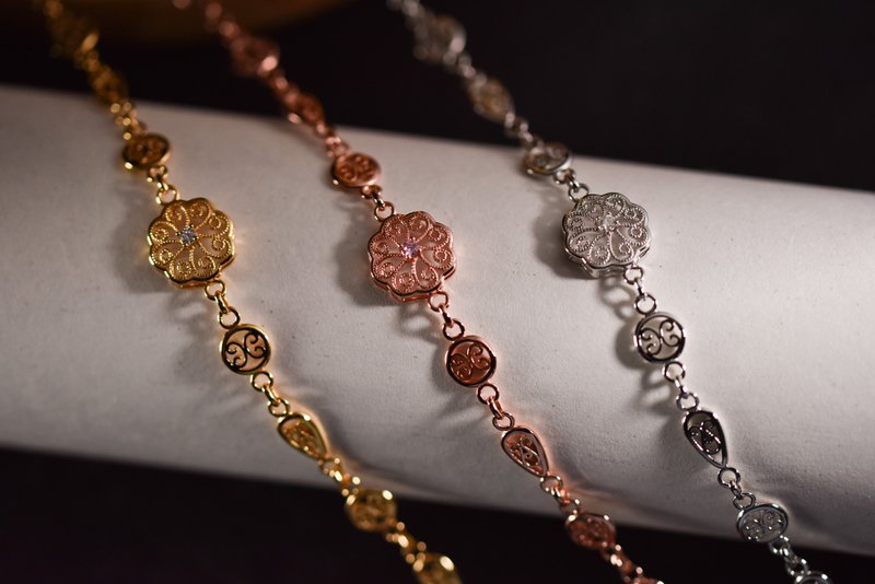 French Hollow Carved Bracelet | Rose Gold Sterling Silver Gold - ต่างหู - เงินแท้ สีทอง