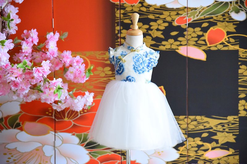 Hand made improved children's cheongsam dress blue and white peony models - Other - Cotton & Hemp Blue