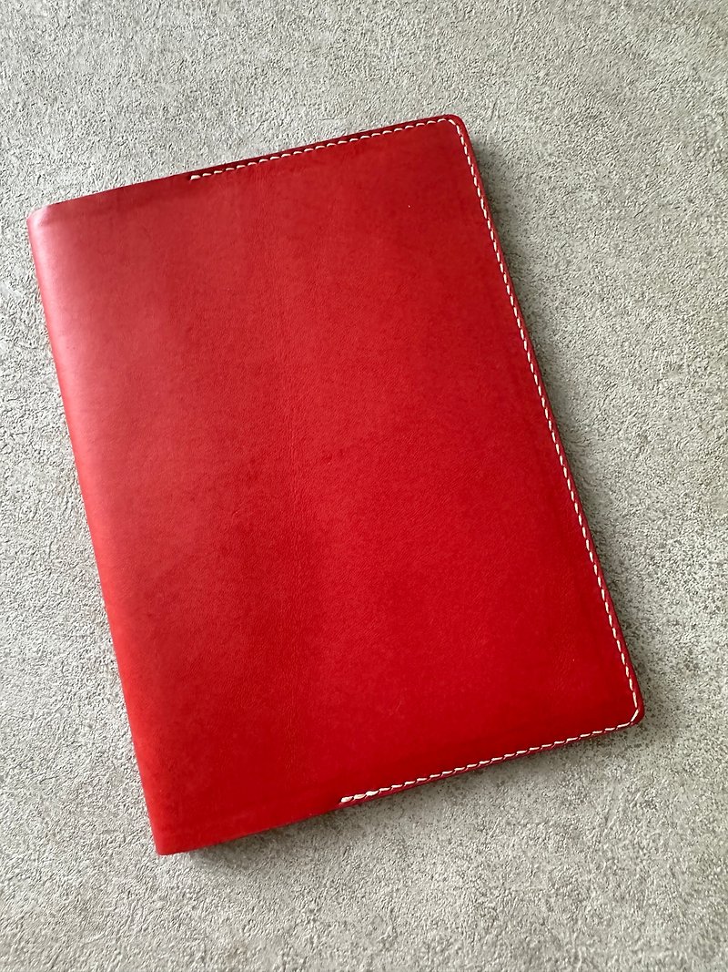 [Refurbished] Red A5 hand-stitched leather notebook jacket and book cover - สมุดบันทึก/สมุดปฏิทิน - หนังแท้ สีแดง
