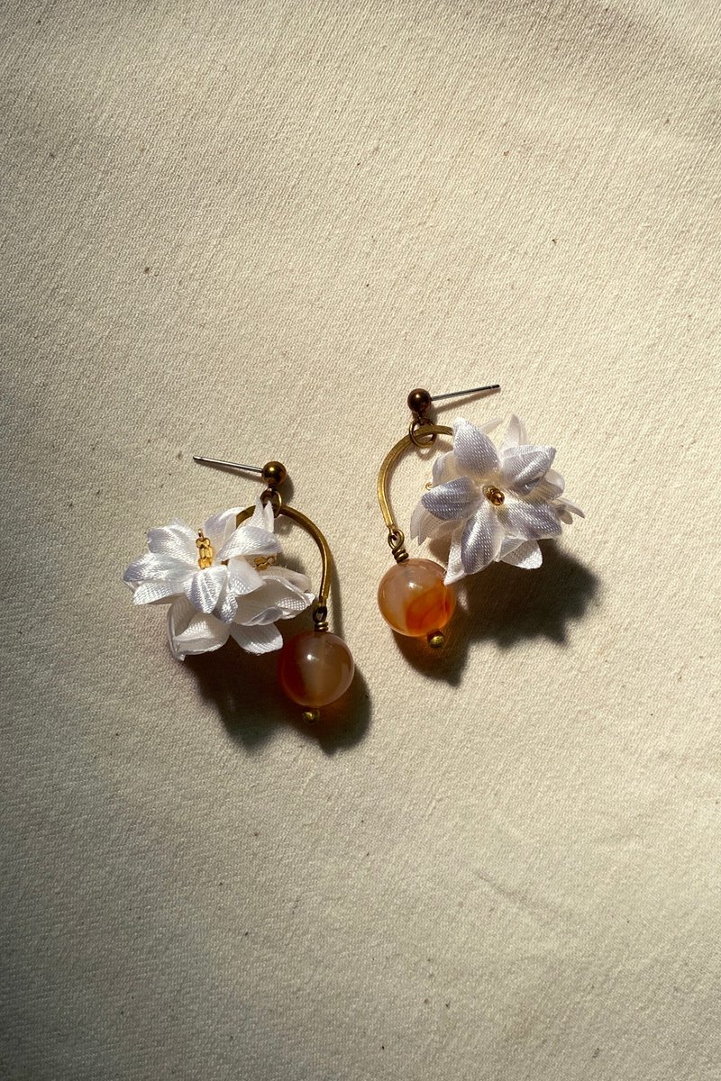 Citrus Lily - Bronze Earrings - ต่างหู - ทองแดงทองเหลือง สีทอง