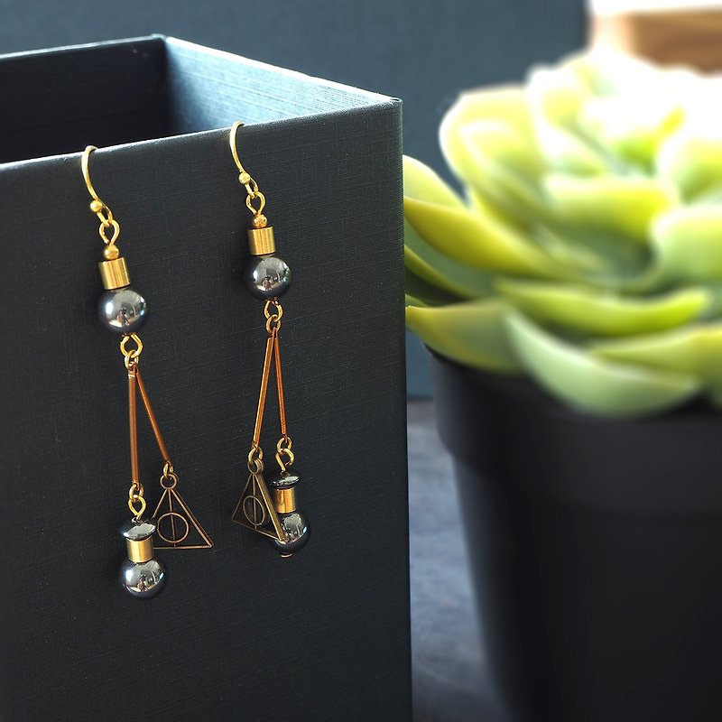 Black pearl with cross earrings 01 - Earrings & Clip-ons - Copper & Brass Gold