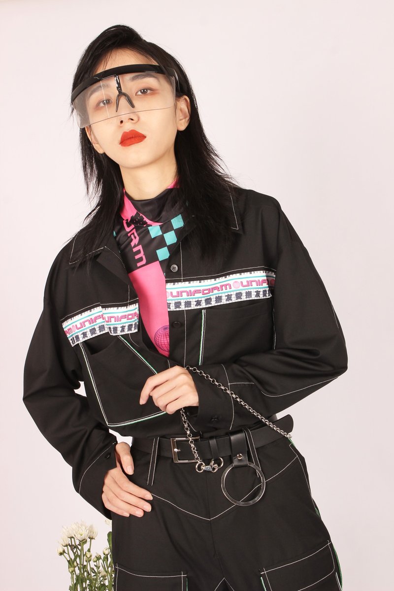 原創印花拼接設計酷感黑色長袖襯衣 - 女襯衫 - 其他人造纖維 黑色