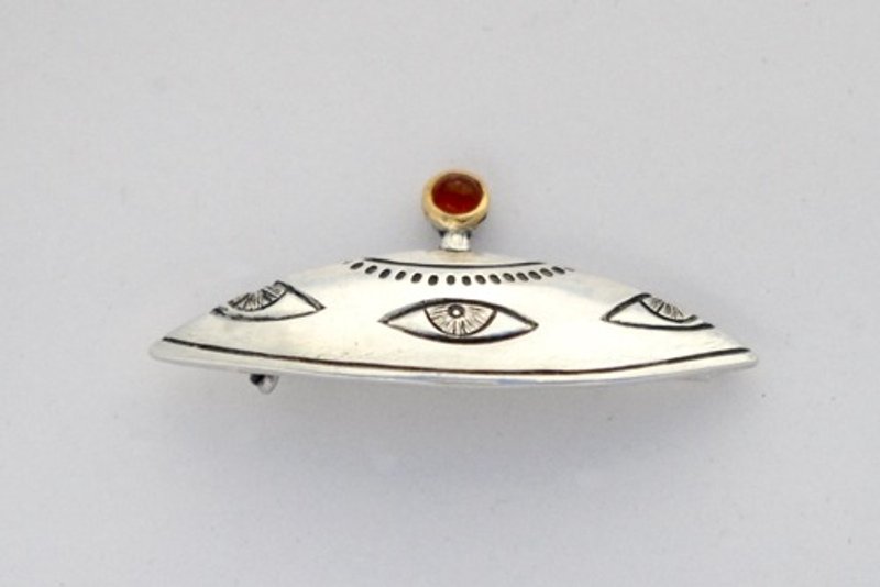 Pinkoi 代購 - UFO 眼睛胸針 - 胸針 - 其他金屬 