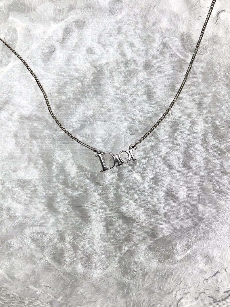 【 日本直送　名牌中古包 】Christian Dior クリスチャン ディオール ネックレス シルバー ロゴ vintage ヴィンテージ ymmgg4 - 項鍊 - 其他材質 銀色