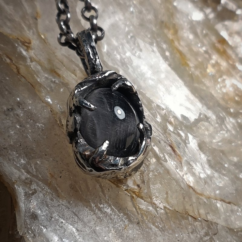 Quartz with Inclusions - Necklaces - Gemstone Black