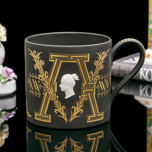 ウェッジウッド V&A 博物館 1984年 クイーン・ヴィクトリアゴールド