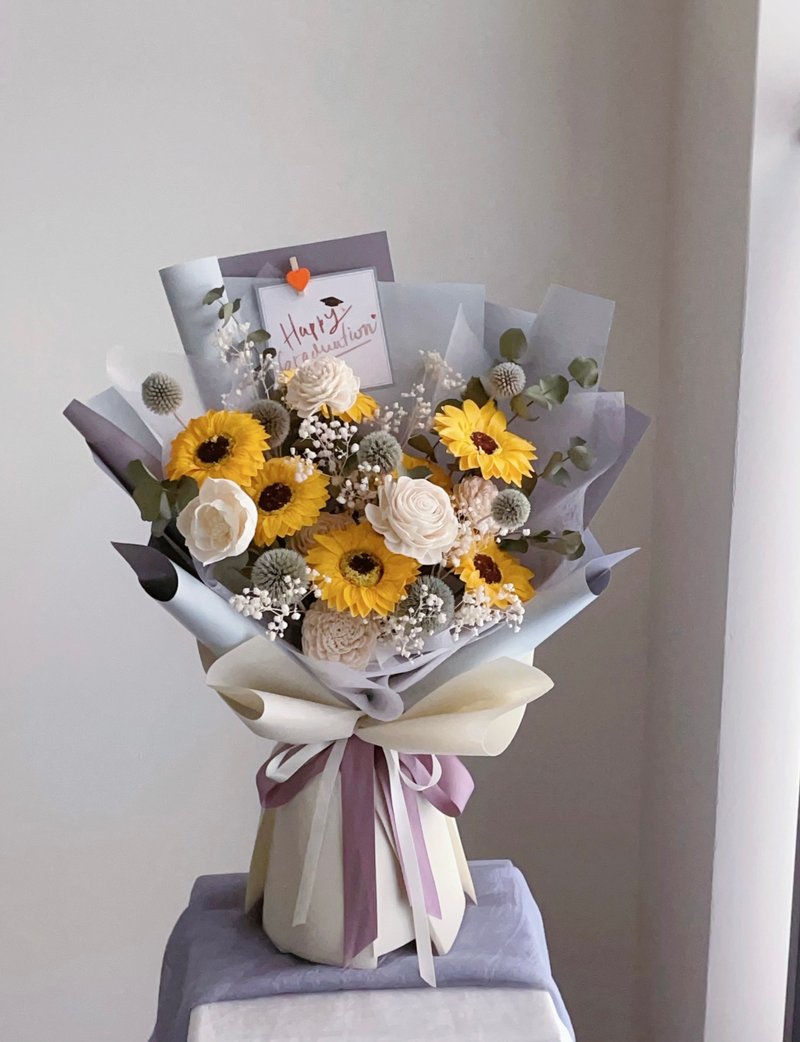 [Dried Soap Flowers] Yellow sunflower dried soap flowers natural style graduation bouquet - ช่อดอกไม้แห้ง - พืช/ดอกไม้ สีส้ม