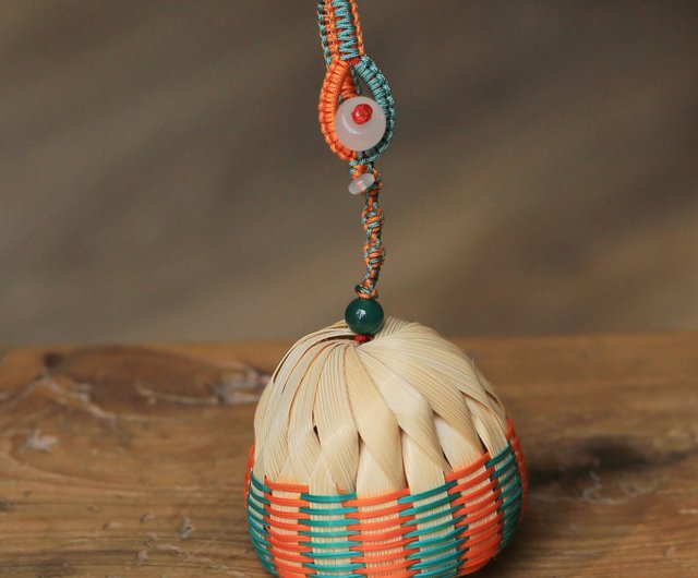 竹編みシリーズ | 安全を知らせる二色の竹鈴 | 飾り袋・トレーラー吊り