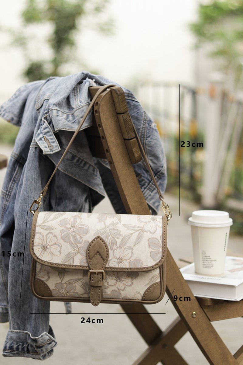 Geranium Pattern Baguette Shoulder Bag Crossbody Bag - กระเป๋าแมสเซนเจอร์ - หนังแท้ 