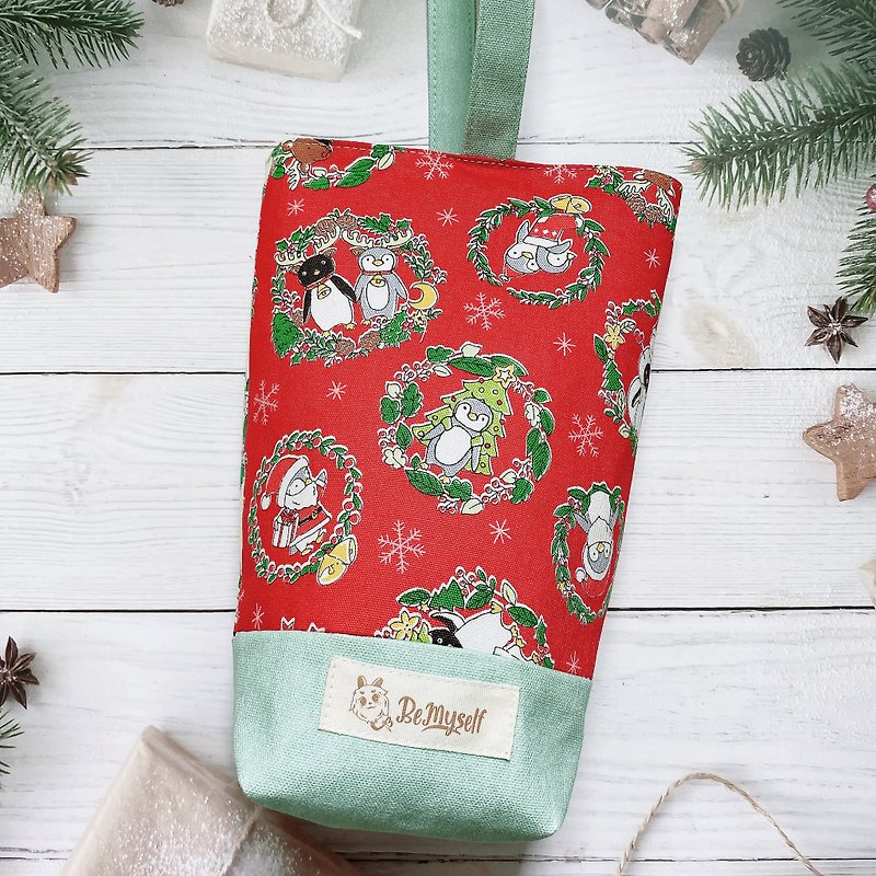 Ready stock + pre-order penguin Christmas party drink bag exchange gift - Handbags & Totes - Cotton & Hemp Multicolor