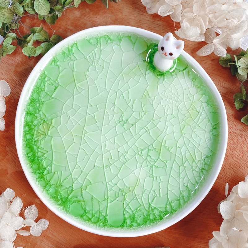 [Christmas Gift] Smiling White Cat Emerald Green Ice Pattern Plate (Large) | Small Card Writing Ceramics - Plates & Trays - Porcelain Green