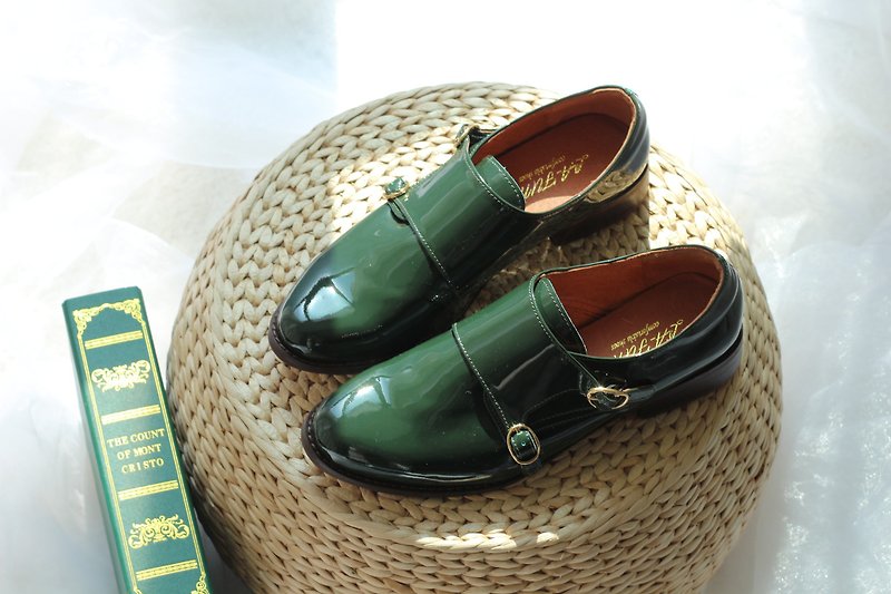 【British Monk style】Golden Monk shoes. Gemstone - Women's Oxford Shoes - Genuine Leather Green
