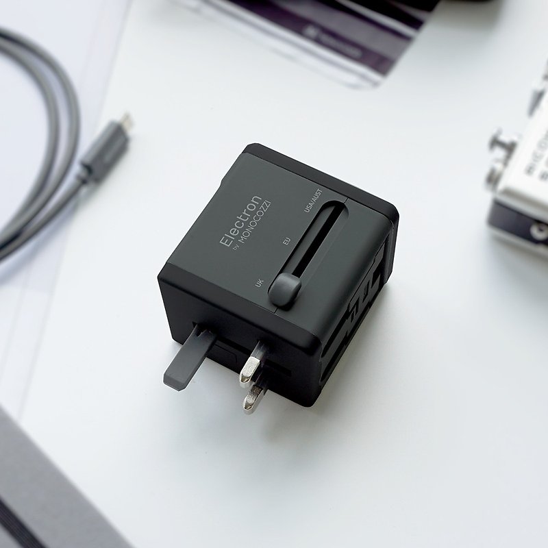 Smighty | Global Adaptor with 2.1A Dual USB connectors - อื่นๆ - กระดาษ สีเทา