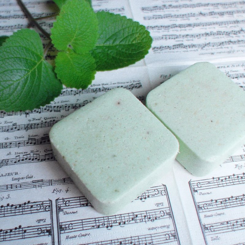 Left Hand Fragrance Angelica Angelica Shampoo Soap Handmade soap can be used for shampooing, bathing and washing face for normal skin - ボディソープ - 寄せ植え・花 