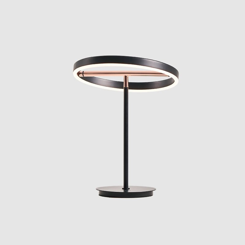 ソル・デイ・ヘン テーブルランプ - 照明・ランプ - 金属 