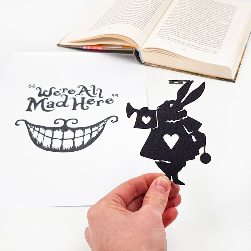 Bookmark Alice in Wonderland. Rabbit. Small bookish gift for book lovers. - ที่คั่นหนังสือ - โลหะ สีดำ