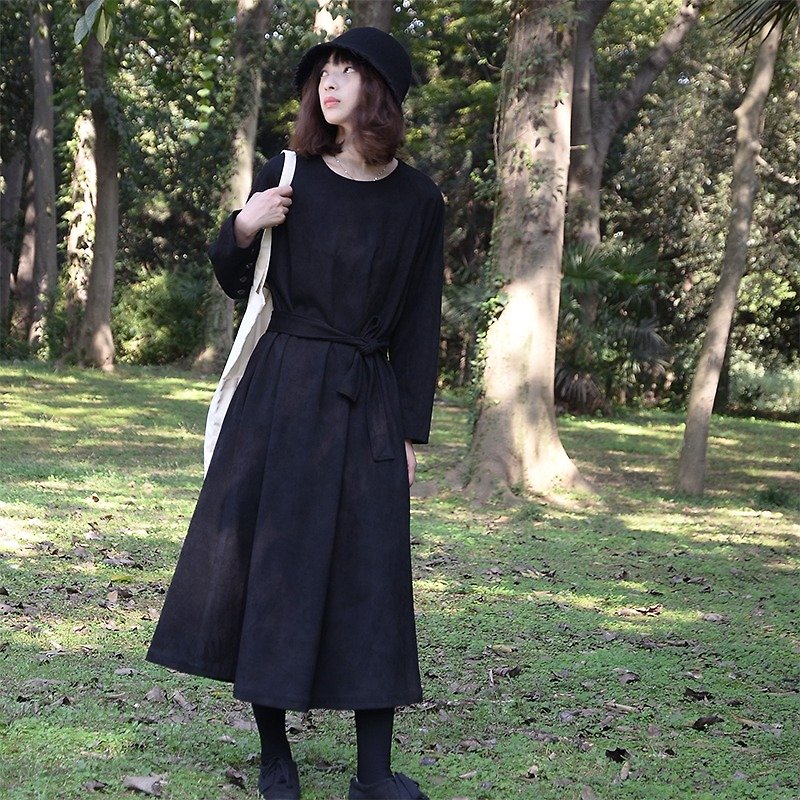 Black double thick dress | dress | suede + Rayon | independent brand | Sora-62 - ワンピース - その他の素材 ブラック