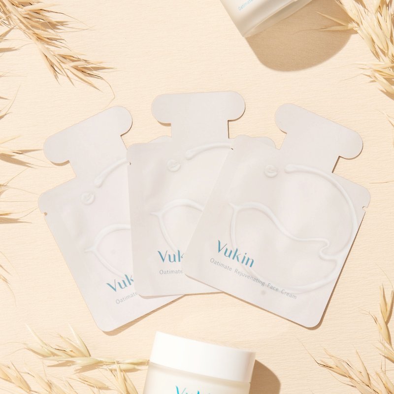 tiVukin Oatimate Rejuvenating Face Cream (Travel Pack) - ครีมบำรุงหน้า - วัสดุอื่นๆ ขาว
