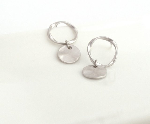 Earrings/Mobius Strip Pierce(silver)/耳环 圈 飾品 銀 - ショップ