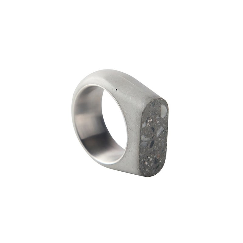 Upright Ring (Terrazzo/Original) - แหวนทั่วไป - ปูน สีเทา