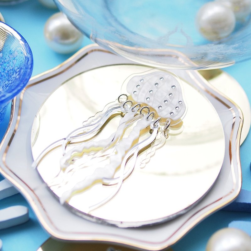 Jelly Fish Brooch - Brooches - Acrylic Transparent