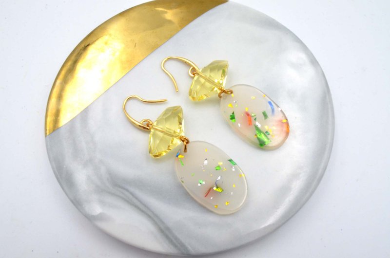 黃色水晶綴幻彩膠片耳環   Yellow Swarovski Crystal Earrings - 耳環/耳夾/耳骨夾 - 其他金屬 黃色