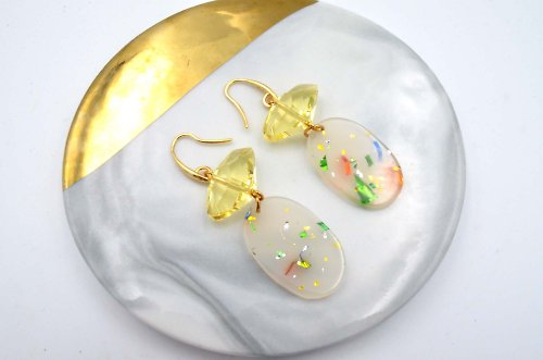 TIMBEE LO shop 黃色水晶綴幻彩膠片耳環 Yellow Swarovski Crystal Earrings