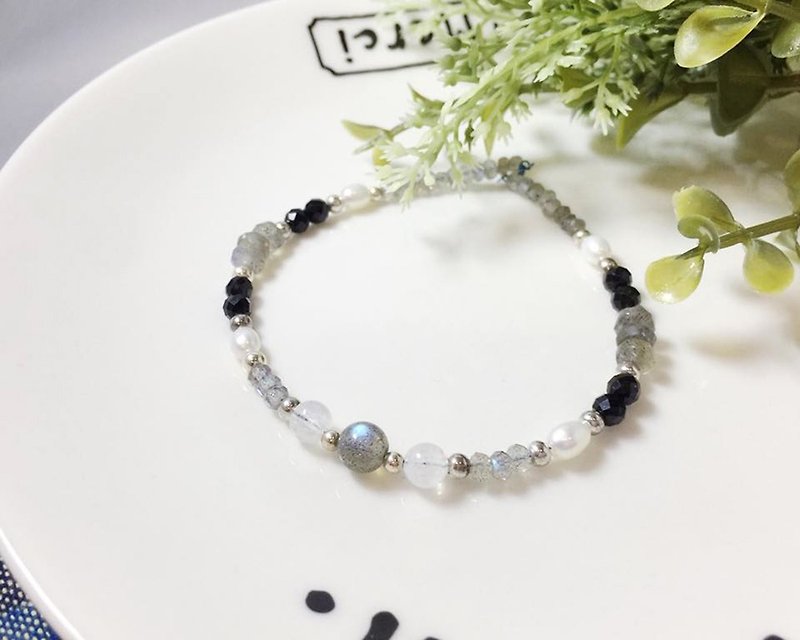 MH sterling silver natural stone custom series _ space ballet _ labradorite - Bracelets - Crystal Gray