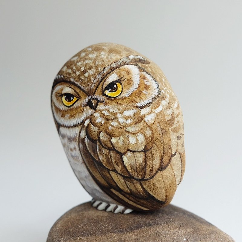 Owl stone painting,original art. - อื่นๆ - วัสดุกันนำ้ สีนำ้ตาล