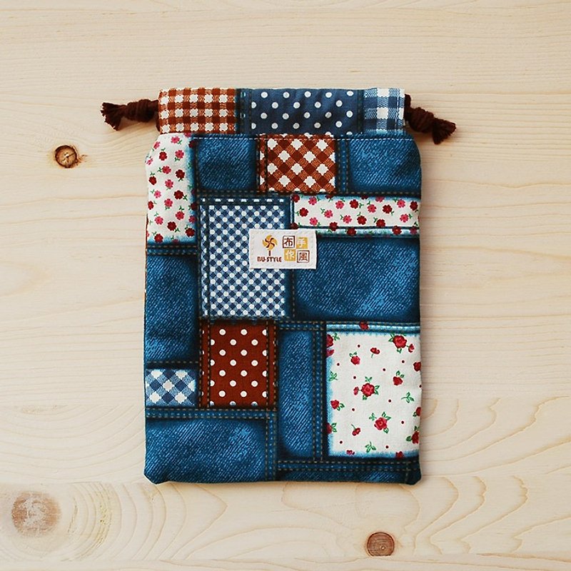 Floral plaid denim pockets (center) - กระเป๋าเครื่องสำอาง - ผ้าฝ้าย/ผ้าลินิน สีน้ำเงิน