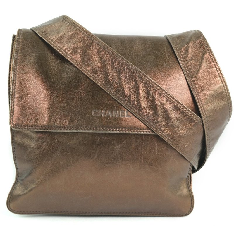 【日本直送】【CHANEL】シャネル カーフ ブロンズ ユニセックス ショルダーバッグ【中古】 - 側背包/斜背包 - 真皮 咖啡色
