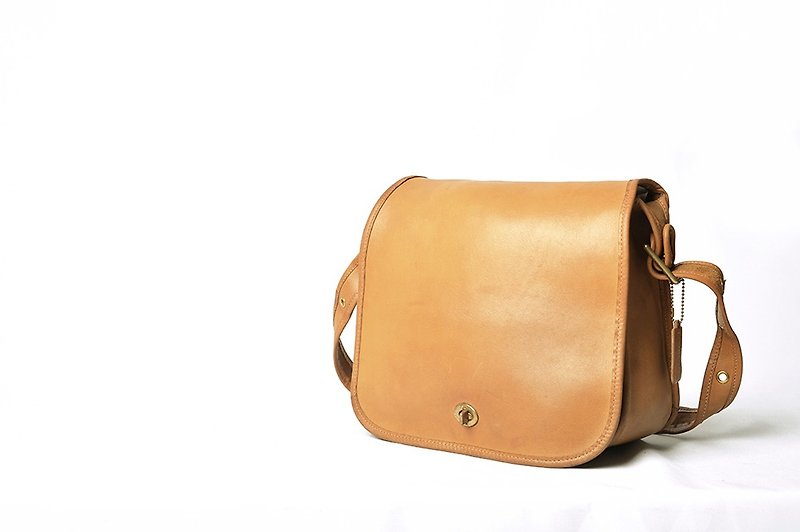 Coach antique shoulder bag - กระเป๋าแมสเซนเจอร์ - หนังแท้ สีเหลือง