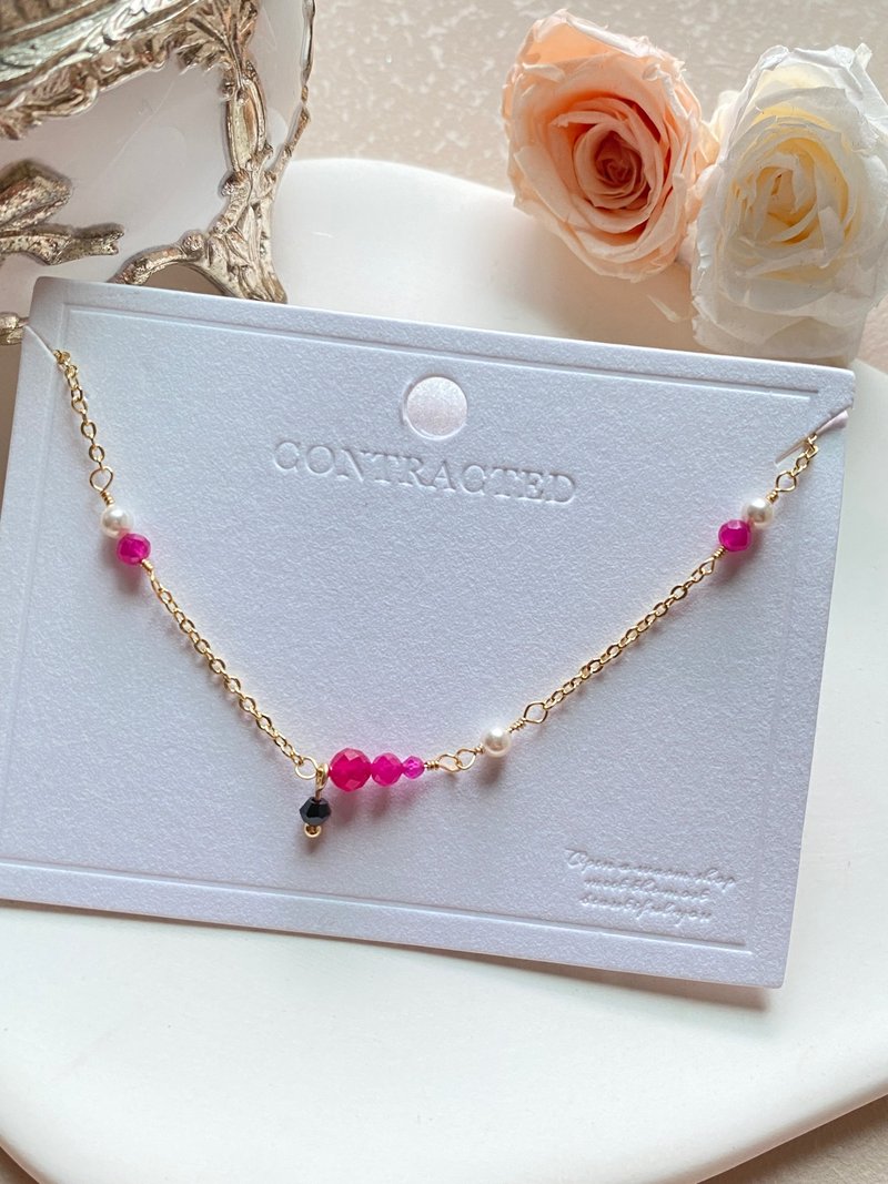 July birthstone ruby ​​shaped bracelet elegant style - สร้อยข้อมือ - เครื่องประดับพลอย สีแดง