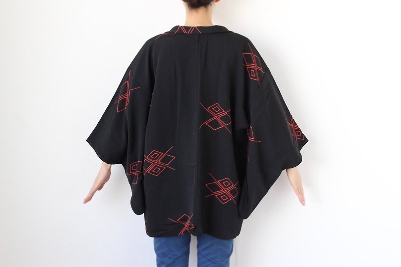 Black & red kimono, versatile jacket, kimono jacket, black haori /3935 - เสื้อแจ็คเก็ต - ผ้าไหม สีดำ