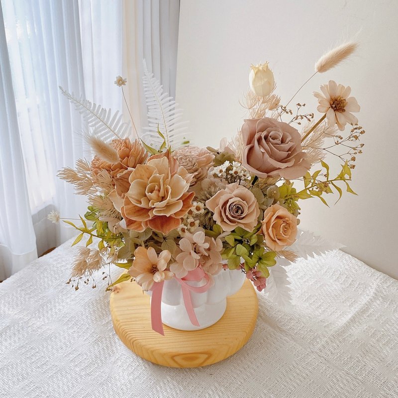 樺坊/客製化禮物/永生花桌花/入厝花禮/開幕花禮/冠軍杯 - 乾燥花/永生花 - 植物．花 