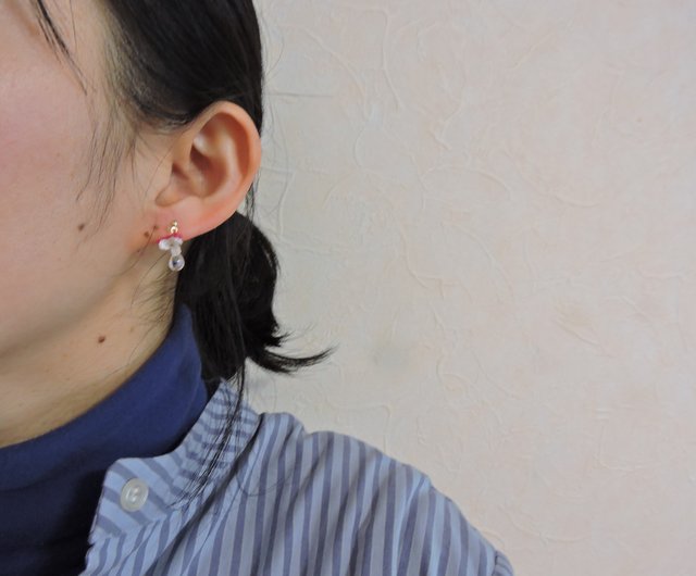 February Viola and Drop Earrings/ Clip-On Snow Blue - Shop